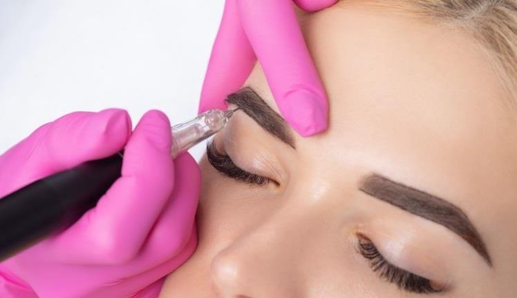 Permanent makeup artistry